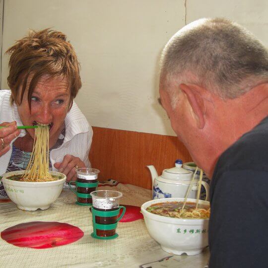 Chinees leren eten.